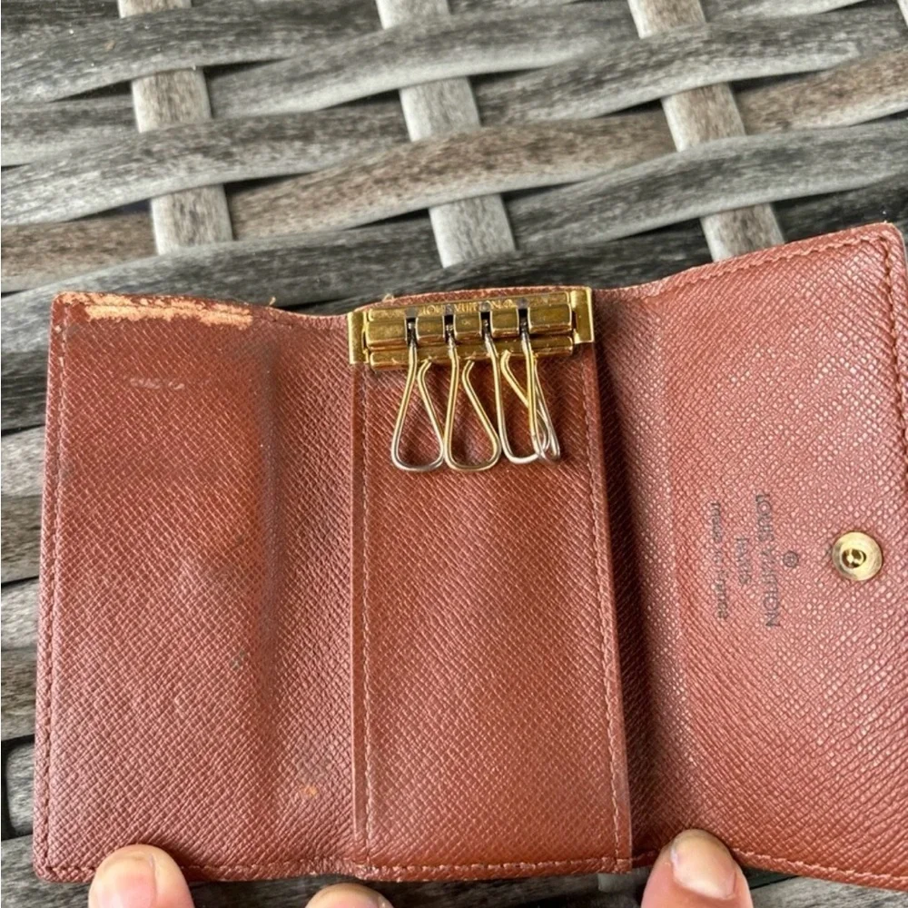 Louis Vuitton Monogram 4 Key Holder